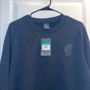 Black Nike Trailblazers sweatshirt